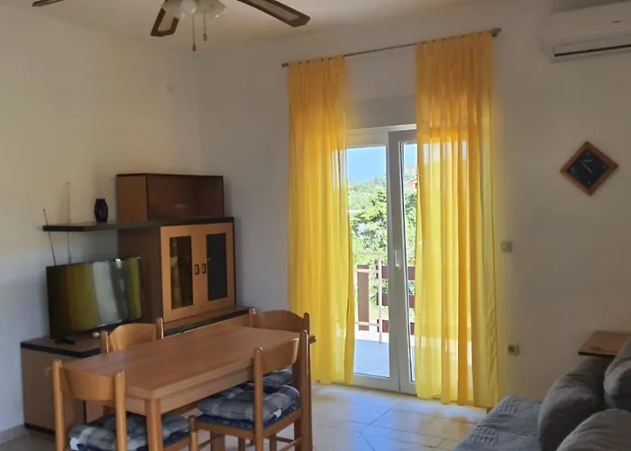 Apartments Irena