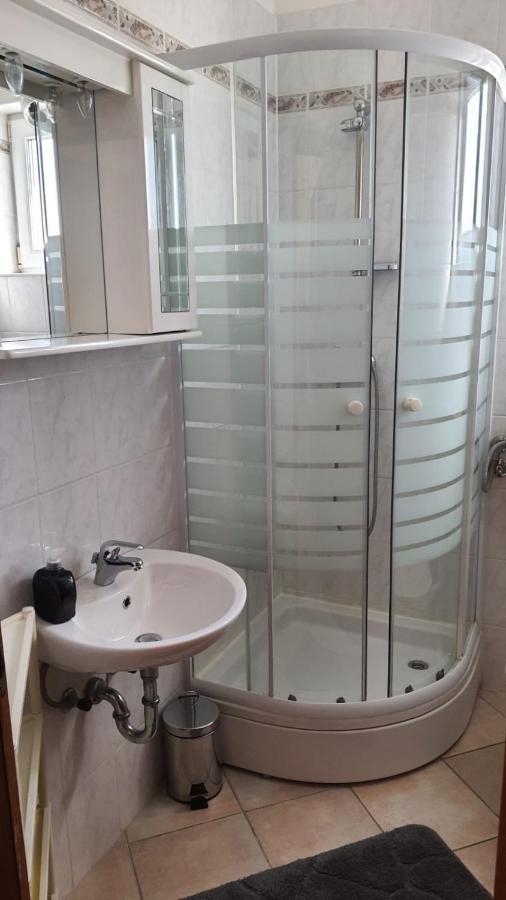 Irena Apartmán *